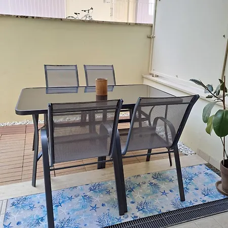 Casa Con Giardino Les Artes Alba Adriatica